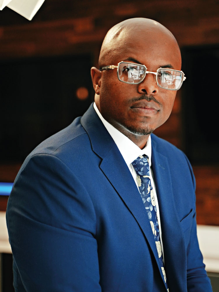 Douglas Thompson - DG Pinnacle Home Loans - Mortgage Loan Originator